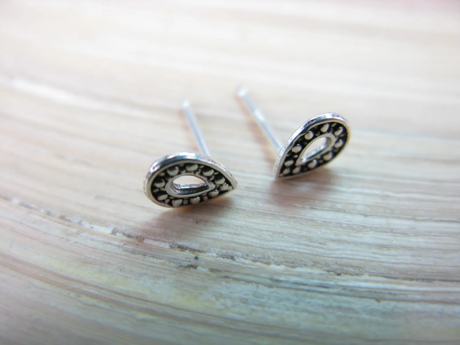 Drop Pear Shaped MInimalist 925 Sterling Silver Stud Earrings