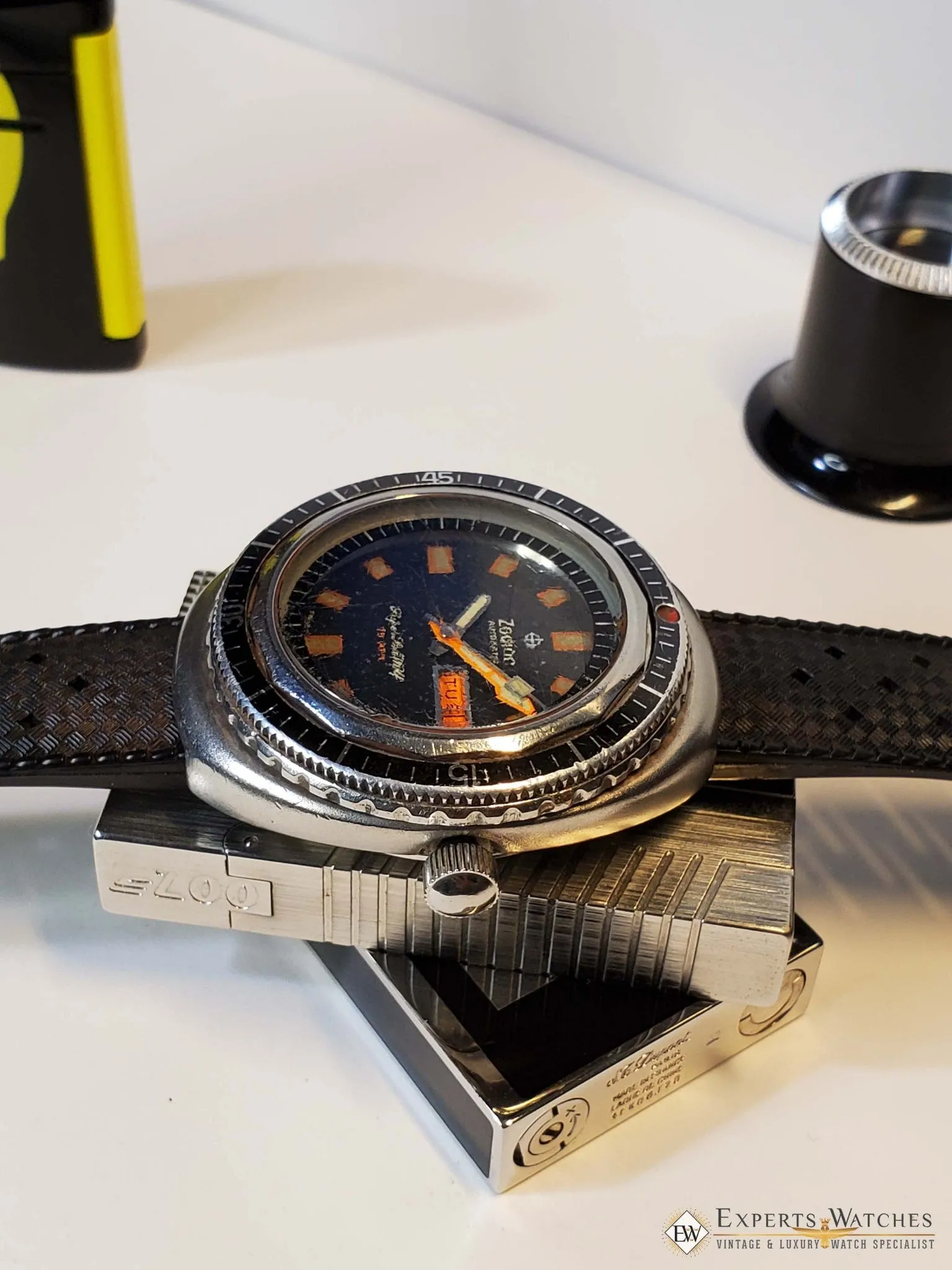 Serviced Vintage 1969's Zodiac Super Sea Wolf Diver Watch Day Date 862-836 HBEAT